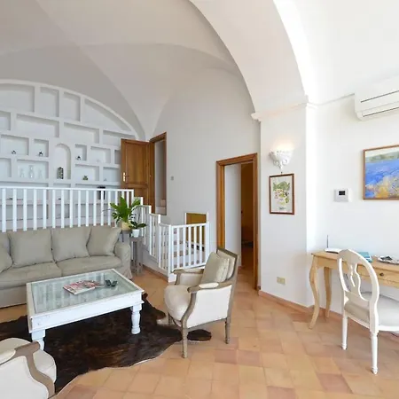Pasitea 5br -pool Apartment *