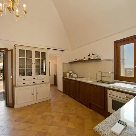 Pasitea 5br -pool Apartment Positano